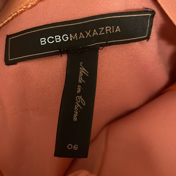 BCBG MAX AZRIA Evangeline Dress in Coral Reef-Size 6.Excellent Condition. - Picture 9 of 10